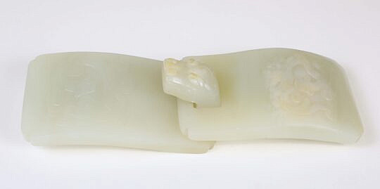 Celadon Jade "Chilong" Belt Buckle, Qing Dynasty