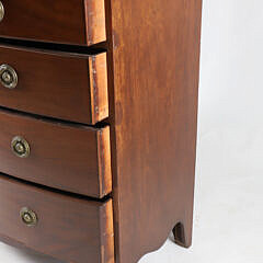 American Mahogany Bow Front Chest of Drawers, circa 1800
