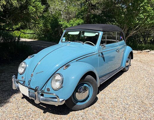 1962 Volkswagen "Beetle Cabriolet" in Gulf Blue