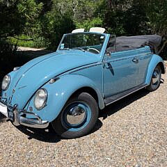 1962 Volkswagen “Beetle Cabriolet” in Gulf Blue