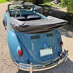 1962 Volkswagen “Beetle Cabriolet” in Gulf Blue