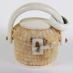 Alan Doucette Miniature Carved Nantucket Basket Pendant