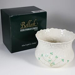 Belleek Fine Parian Daisy Cache Pot