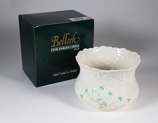 Belleek Daisy Planter