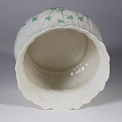 Belleek Fine Parian Daisy Cache Pot