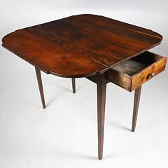 Nantucket Made Made Mahogany Drop Leaf Pembroke Table, circa 1800