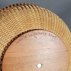 Vintage 2007 Lucille LaRochelle Round Open Swing Handle Nantucket Basket