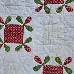 Antique Pennsylvania Red and Green Patchwork Quilt, 19th Century