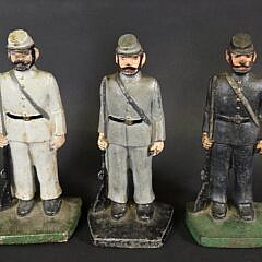 5002-955 Cast Iron Soldiers A