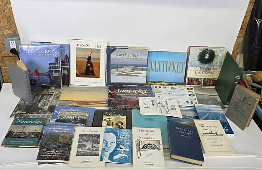 5056-955 Nantucket Books A