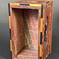 Antique American Fox Art Relief Carved Fish Box, 19th century