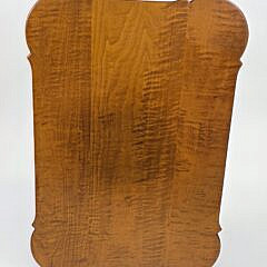 Eldred Wheeler Queen Anne Style Tiger Maple Porringer Top Tavern Table