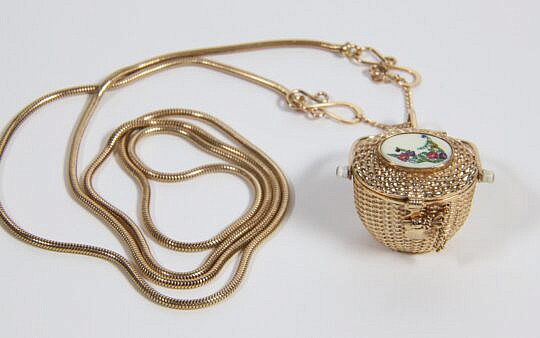 Diana Kim England 14k Gold Nantucket Basket Pendant