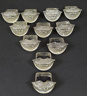 Group of Eleven Silver Plated Nantucket Friendship Basket Purse Napkin Rings