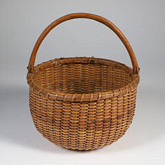 Nantucket Round Open Swing Handle Nantucket Basket, early 20th century