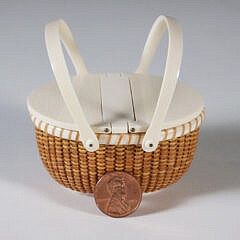 Nap Plank Miniature Double Handle Nantucket Picnic Basket