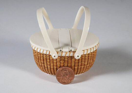 Nap Plank Miniature Double Handle Nantucket Picnic Basket