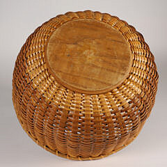 Mitchy Ray Round Swing Handle Nantucket Basket