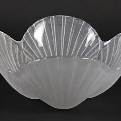Vintage Frosted Glass Scallop Shell Fruit Bowl