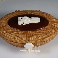Alan S.W. Reed “Streamer” Nantucket Shoulder Purse with Carved Mermaid, circa 2009.