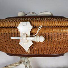 Alan S.W. Reed “Streamer” Nantucket Shoulder Purse with Carved Mermaid, circa 2009.