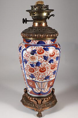 Antique Imari Kerosene Lamp, Hink