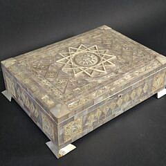 5157-955 Mother of Pearl Box A