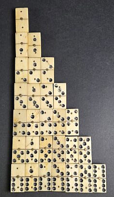 5232-955 Dominoes A