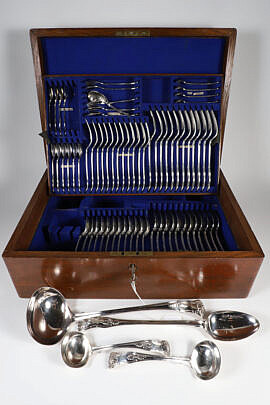 Sheffield "Kings" Pattern Silver Plated Flatware by Harrison Brothers & Howson