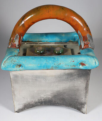 Contemporary Multi-Glazed Covered Handle Box