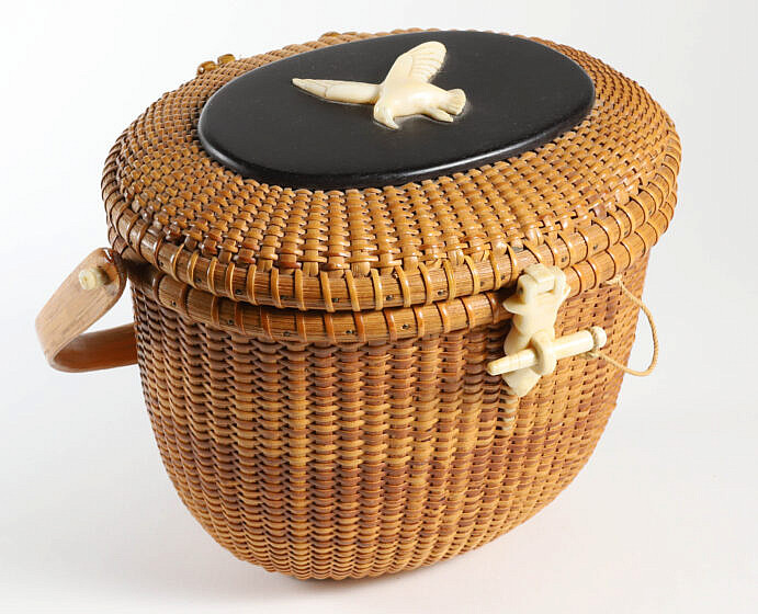 Jose Formoso Reyes (1902-1980) Nantucket Friendship Basket Ebony Top with Carved Seagull in Flight