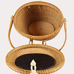 Jose Formoso Reyes Nantucket Friendship Basket Ebony Top with Carved Seagull in Flight, circa 1977