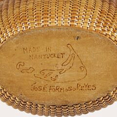 Jose Formoso Reyes Nantucket Friendship Basket Ebony Top with Carved Seagull in Flight, circa 1977