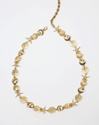 14k Yellow Gold "Sand Dollars, Starfish, and Scallop Shells" Necklace
