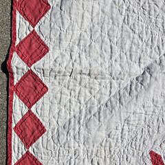 American Antique Red and White Mariner’s Compass or Sunburst Design Patchwork Quilt