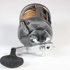 Shimano Tekota 700 4 Bearing System