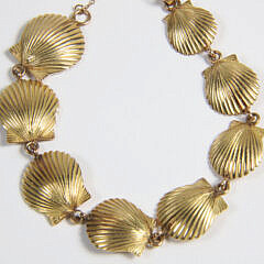 18k Yellow Gold Scallop Shell Bracelet
