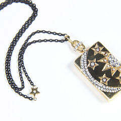 18k Gold and 73 Diamonds Locket