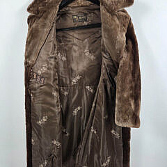 Fourrures E. Morin Fur Coat