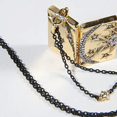 18k Gold and 73 Diamonds Locket